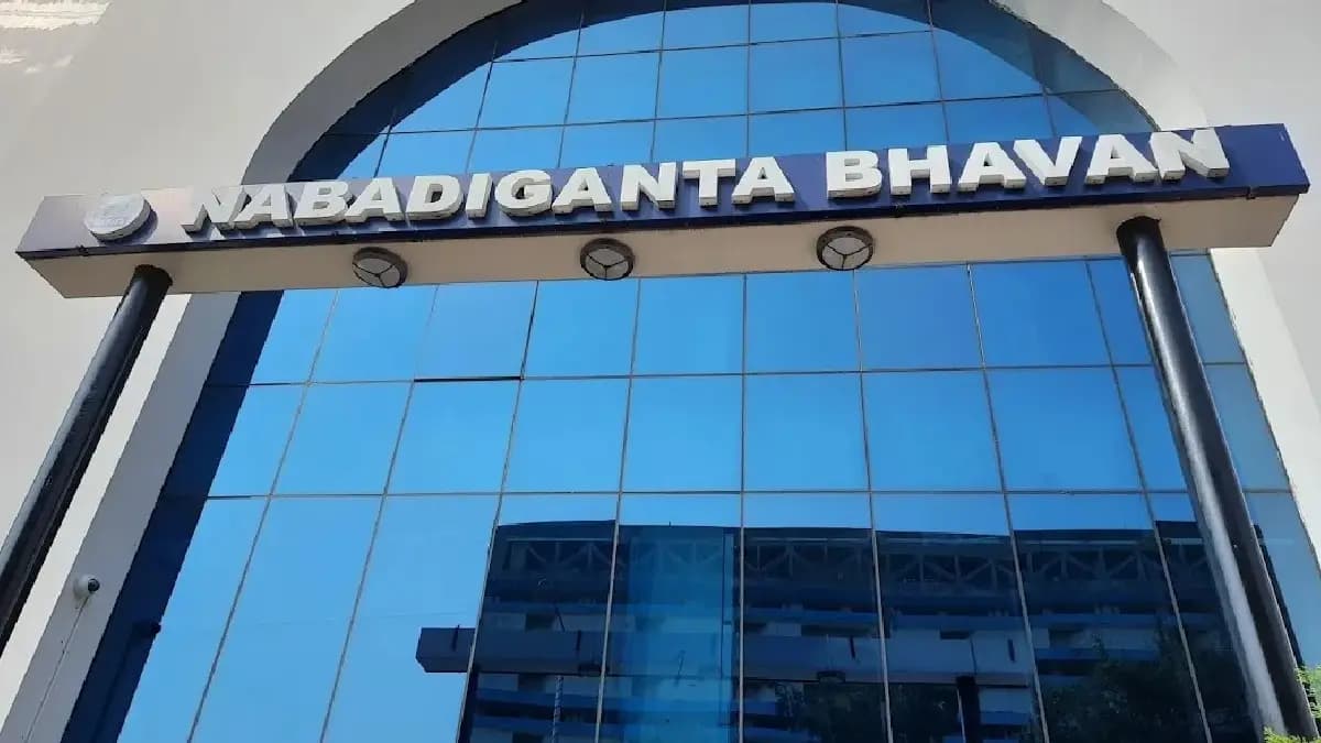 for standard cartridge criminal are to depend on licensed arms dealing shop 