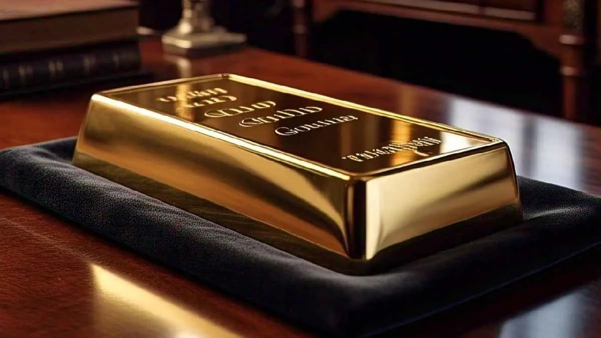 If you have one kg gold it could buy a private Jet in 2040 