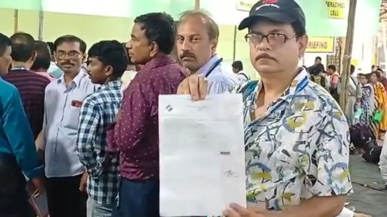 Multiple Railway Employees Summoned for Sudden 'Election Duty' through whatsapp Message 