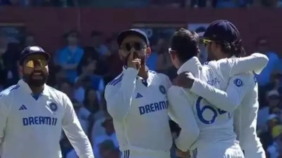 Virat Kohli confronted on field umpire Richard Illingworth in Adelaide at Border Gavaskar Trophy spt