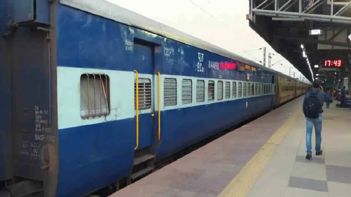 Railways to think final passenger charts with confirmed seats 24 hours before train departure