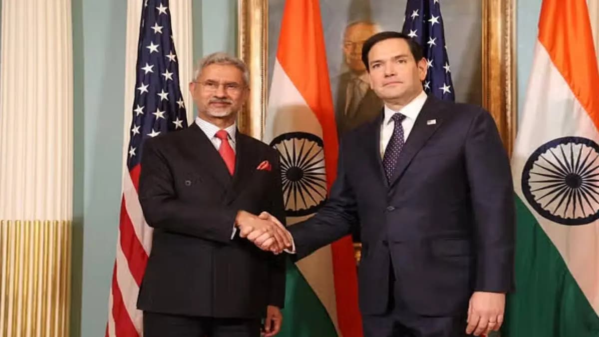 India and Pakistan emphasized the need to ease bilateral tensions in a meeting with US Secretary of State 
