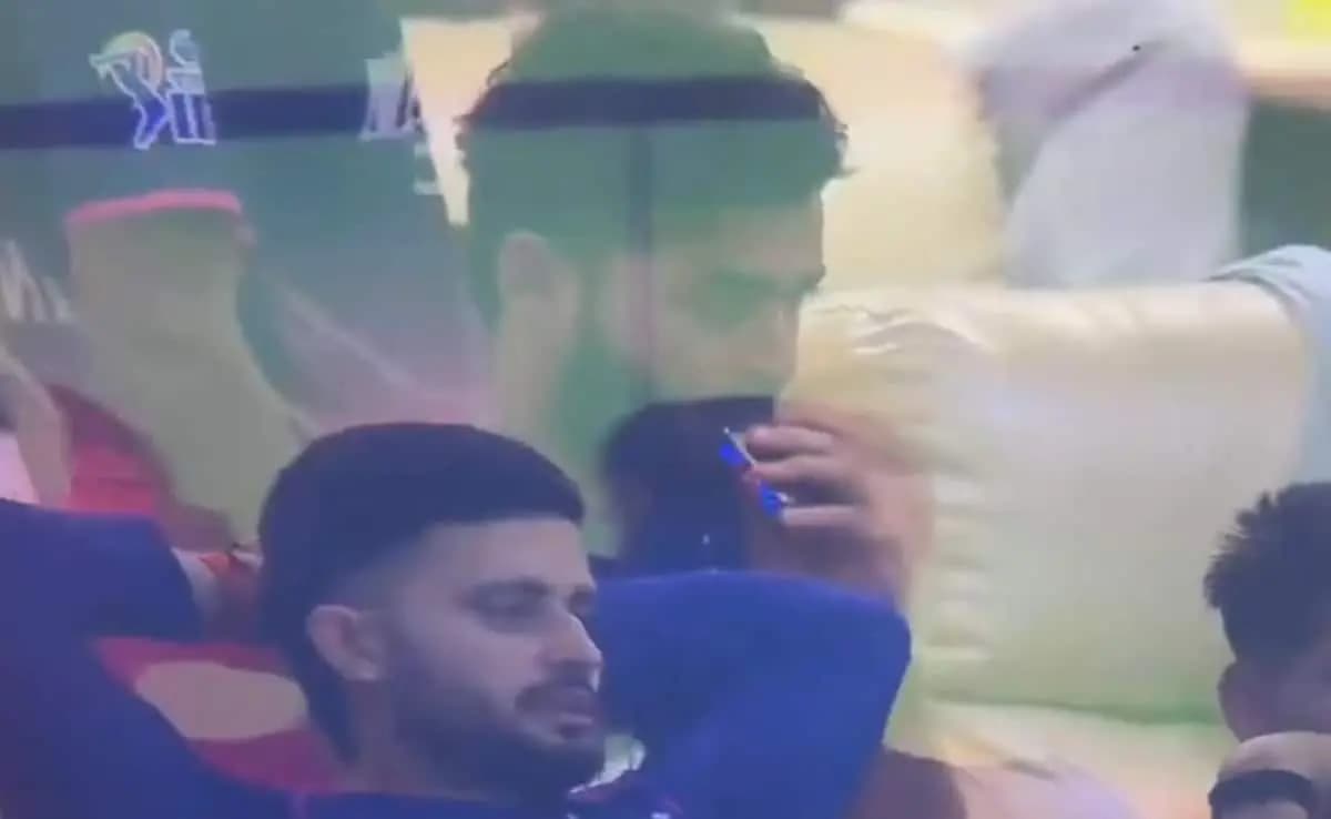 Riyan Parag of Rajasthan Royals caught vaping in dressing room as fresh controversy hits 