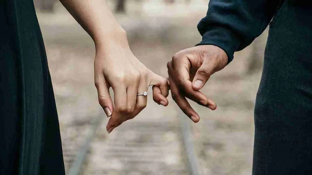 Chinese Woman Marries Cancer Patient For Kidney Both Finds Lasting Love