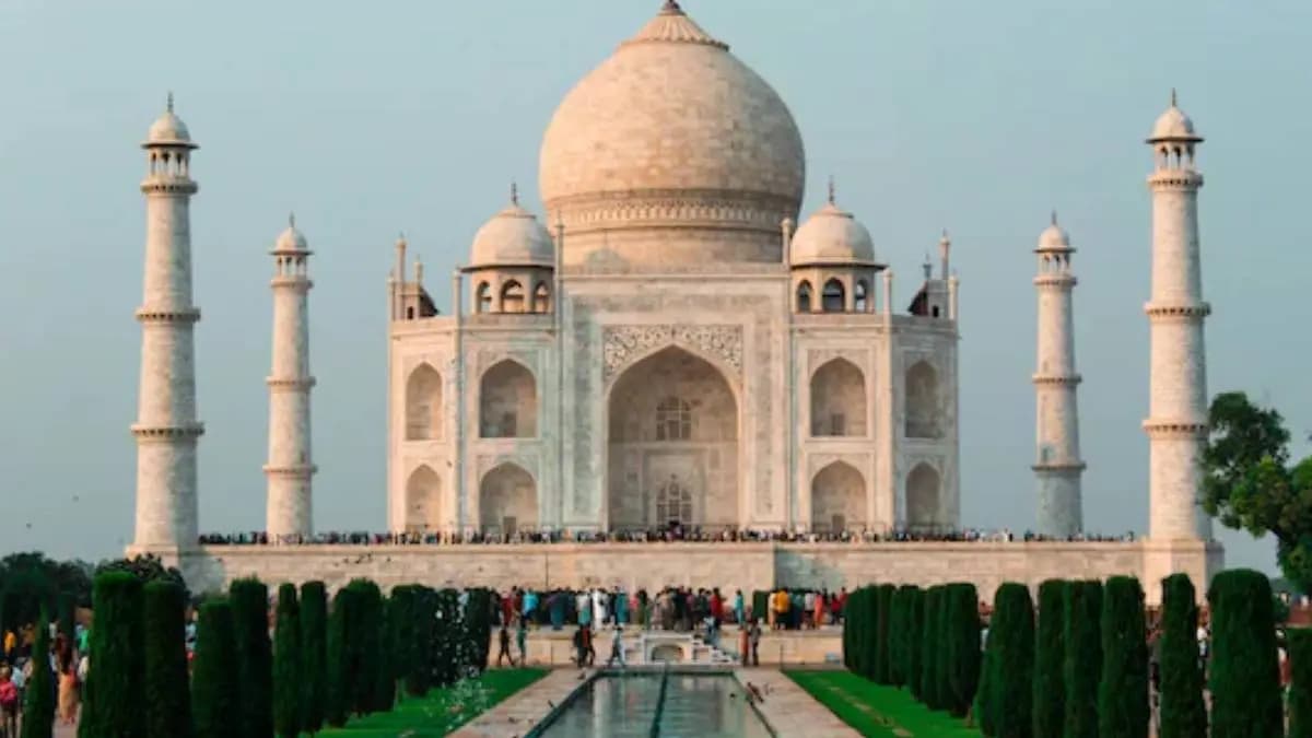 Why hindutva forces have problem with taj mahal