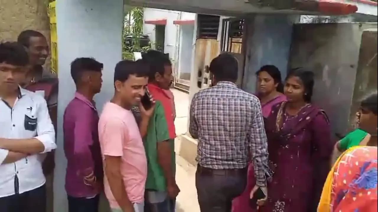 Bengal Elections 2026: Tape Placed on TMC Candidate EVM Photo and Switch