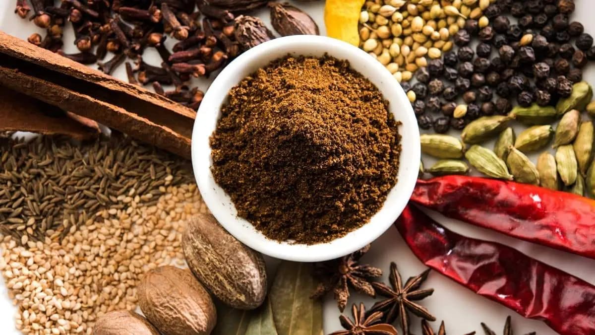 Cardamom is very effective spice for prevent blood sugar level diabetes also make digestive system strong lif