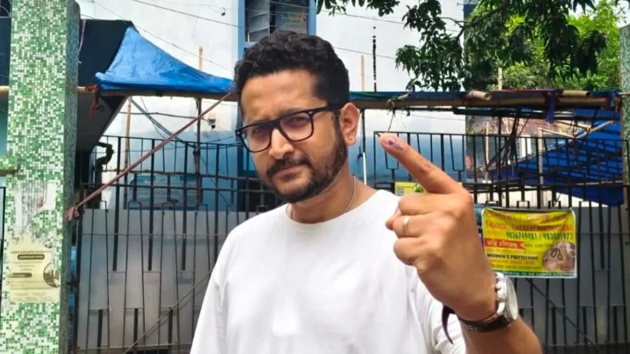 Parambrata Chatterjee casts his vote and talks about the beauty of democracy 