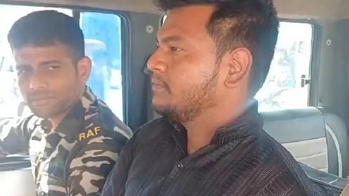 youth arrested for blackmailing gnr