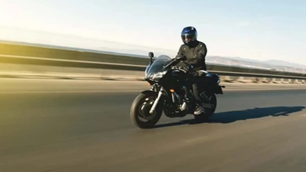Ministry of Road Transport and Highway approves mandatory ABS and two helmets for all new two wheelers