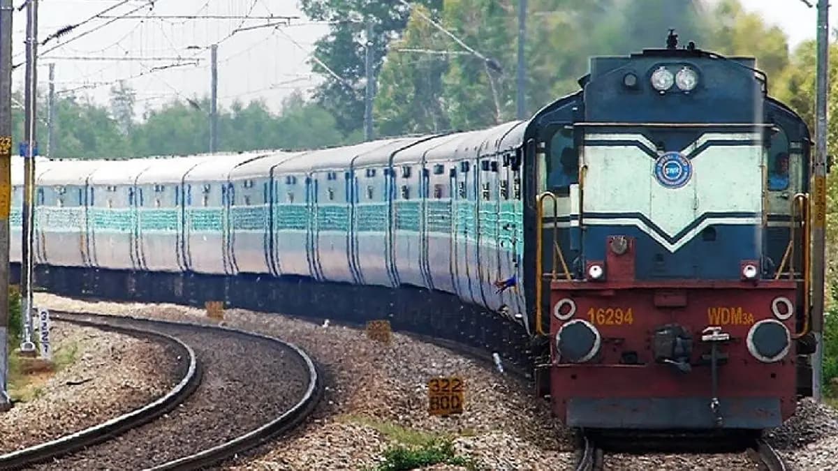 Indian Railways Railway Minister Ashwini Vaishnaw said more than 12000 Special Trains for Diwali and Chhath
