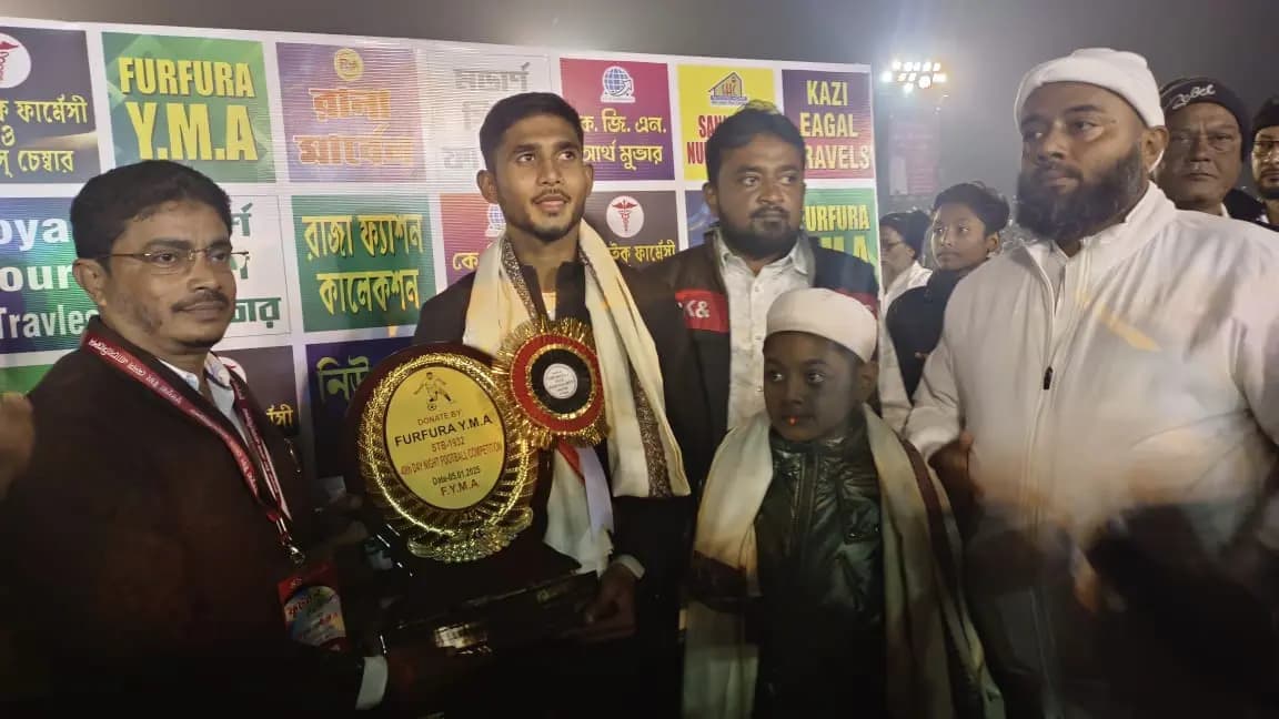 Football competition at Hooghly gnr 