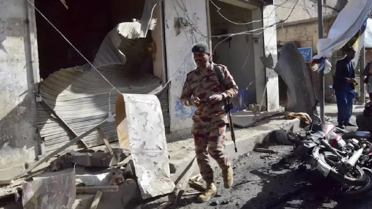 Blast at Pakistan Waziristan mosque local Islamist leader among four injured