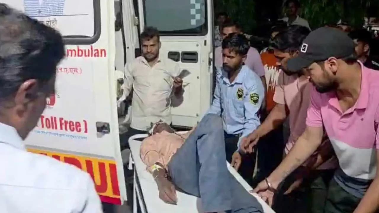 12 dead as labour-laden van overturns in madhya pradesh