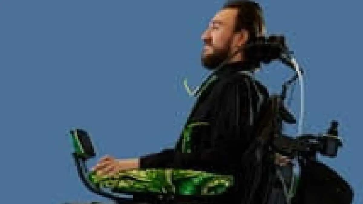 Elon musk put a chip on paralysed man brain should be amazed or fear gnr 