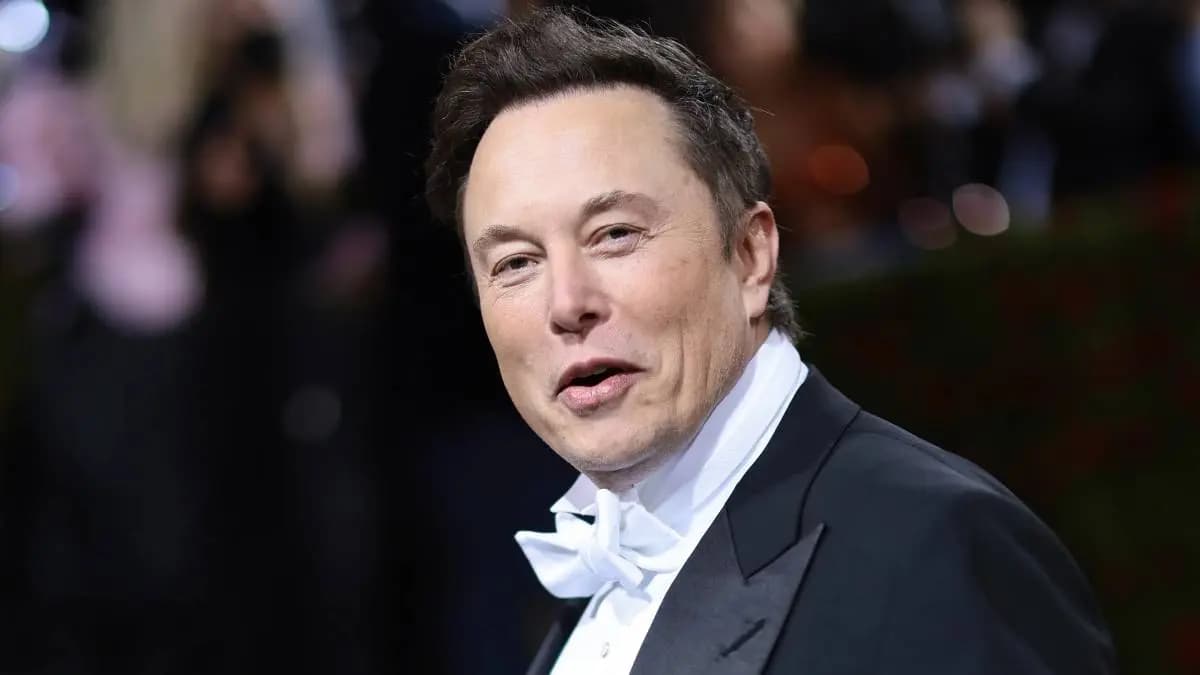 Kekius Maximus Elon Musks new name on his official X account  gnr