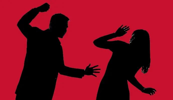 Complaints of women abuse against public representatives gnr