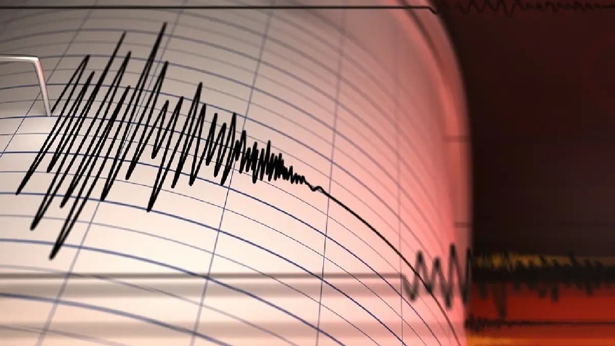 Earthquake Strikes Japan’s Kyushu Japan Meteorological Agency issued the advisory for tsunami waves  gnr 