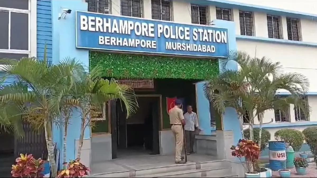 Employer gave electric shock to his employee during quarrel that led his death