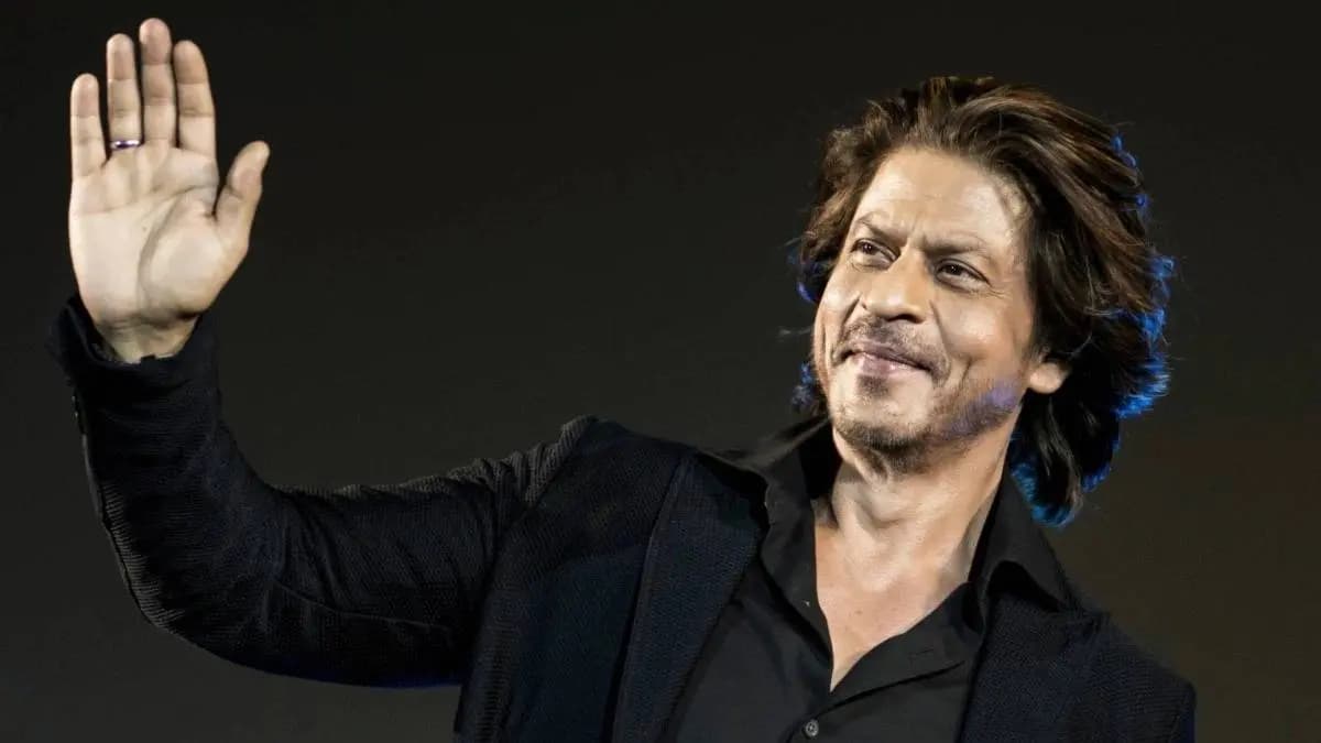 Shah Rukh Khan and  Sanjay Leela Bhansali s movie Devdas forced hundreds of weddings in Mumbai to be postponed
