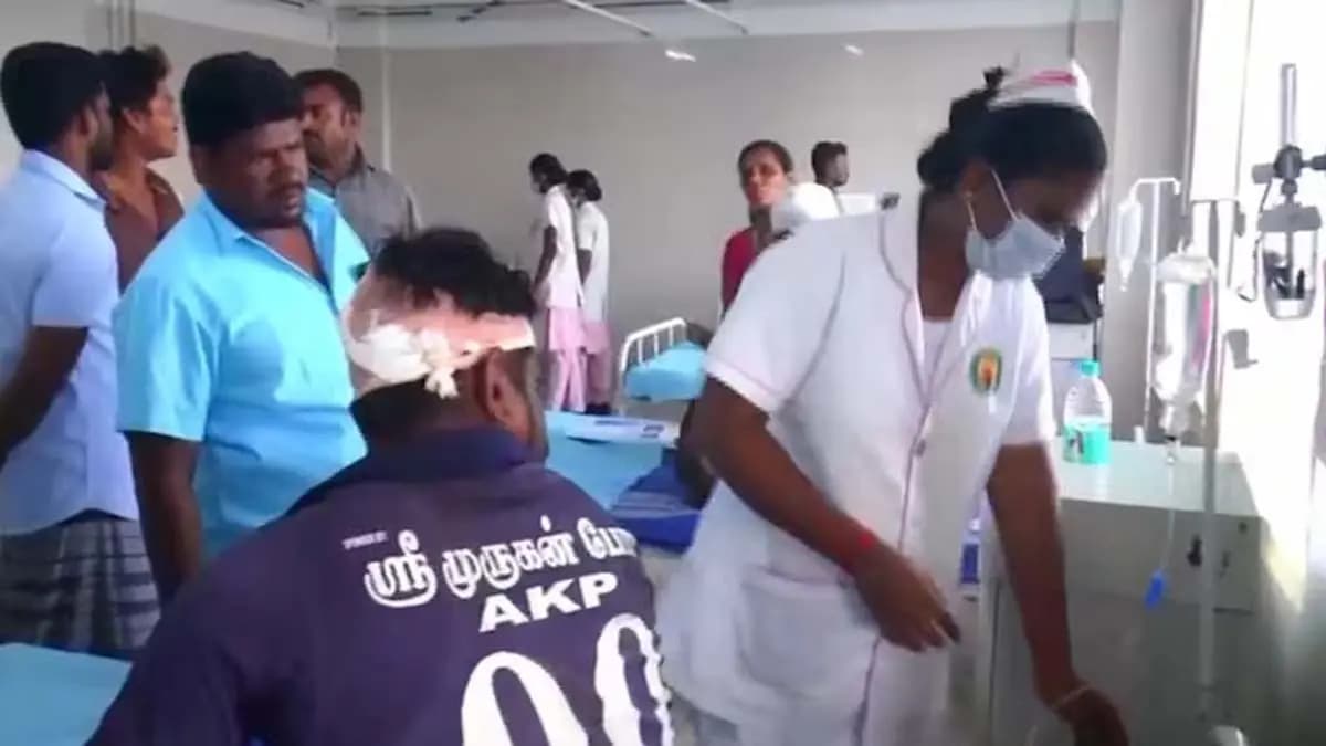  17 Tamil Nadu fishermen injured in attack by Sri Lankan pirates 