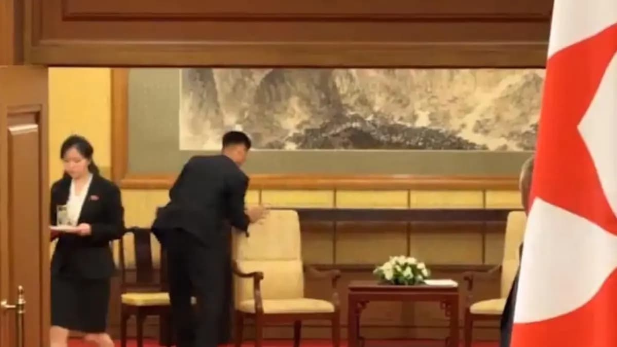 No Trace Of Kim sources says Kim Jong Uns Staff Cleans DNA Traces After His Meeting With Putin