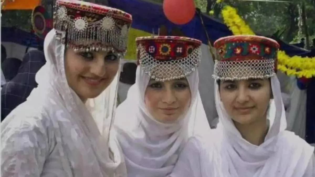 These mysterious Pakistani women live for 150 years look beautiful what the secret behind this 