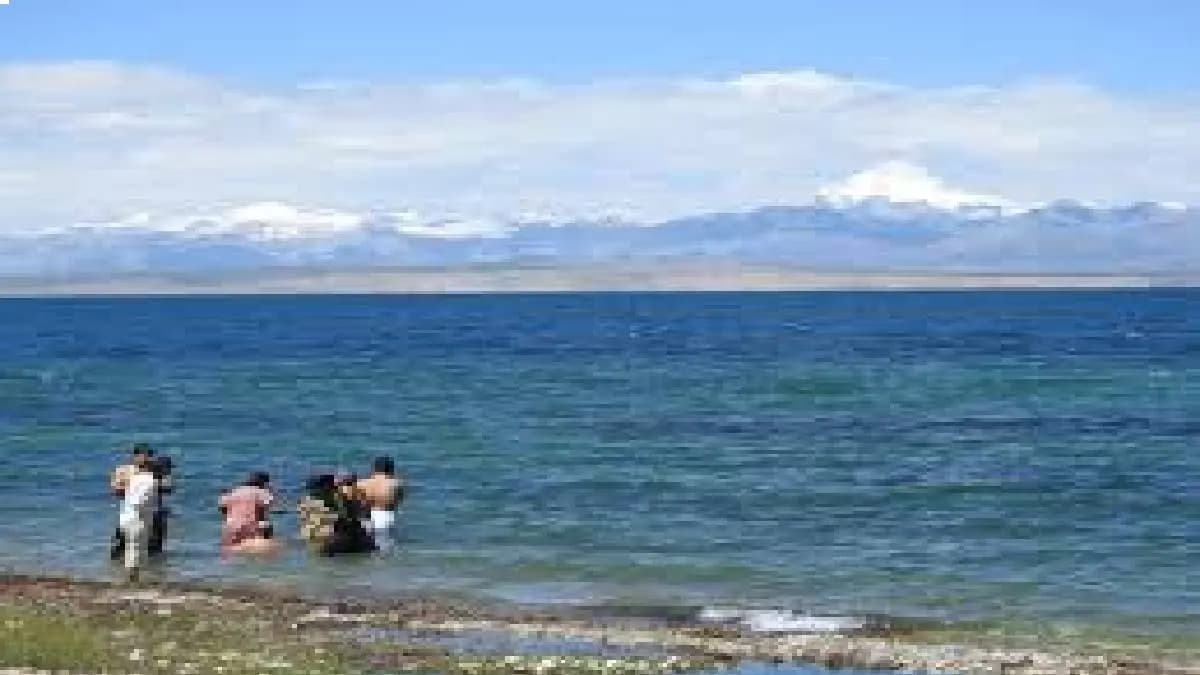  india china decide to resume kailash mansarovar yatra direct flights