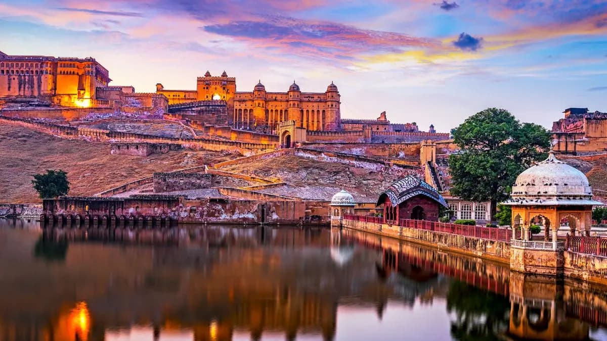 Which is the most richest district in India