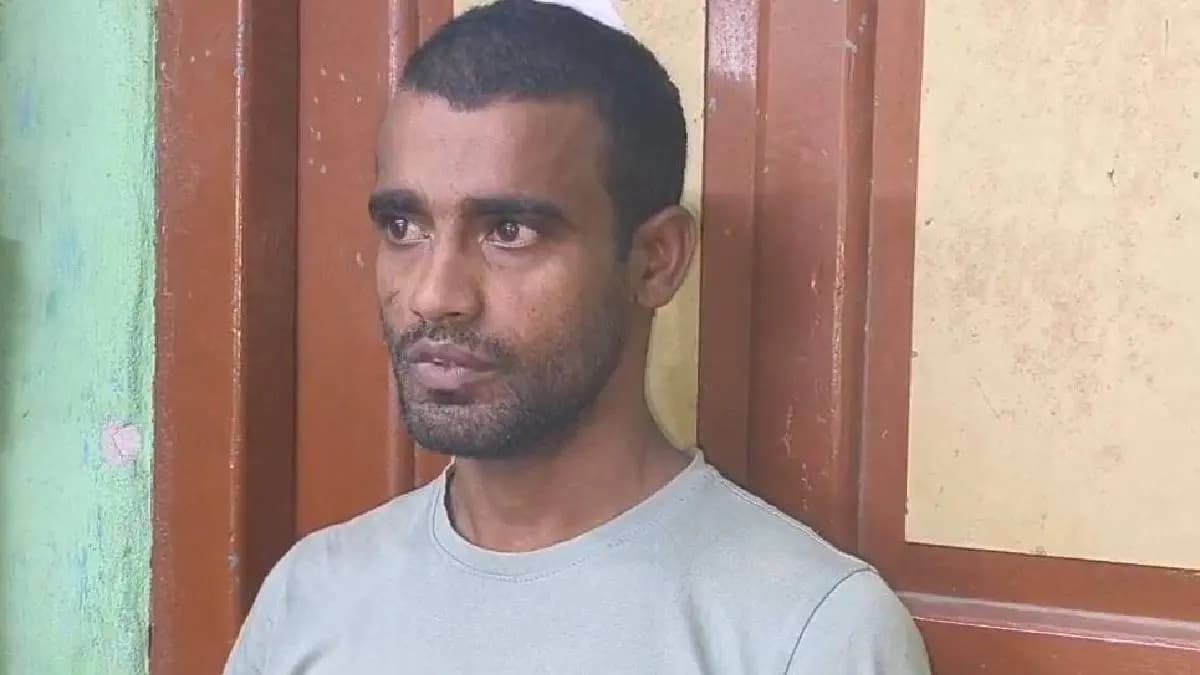 Hooghly District Police catches bike thief at last after a couple of attempt