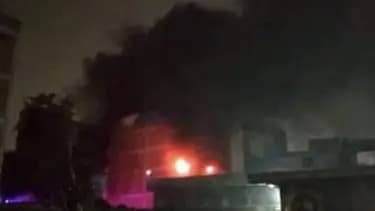 Four Dead Many Injured In Fire Near Rithala Metro Station In Delhi