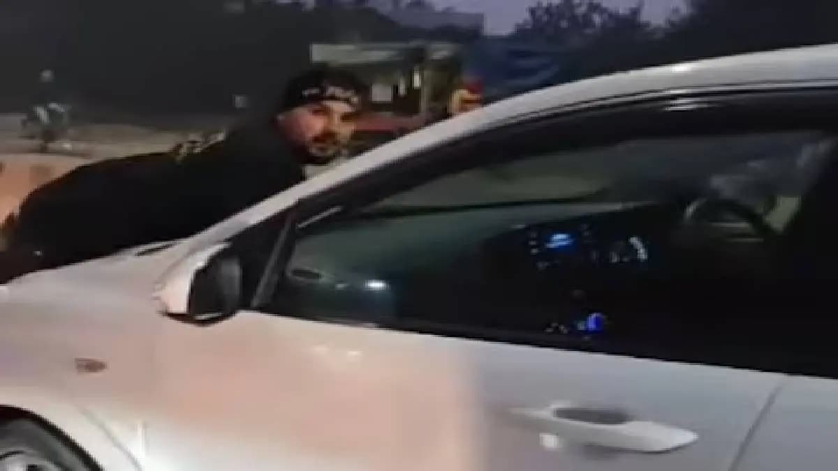 Husband Hangs On Bonnet As His Wife Sits In Car With Lover In Utter Pradesh