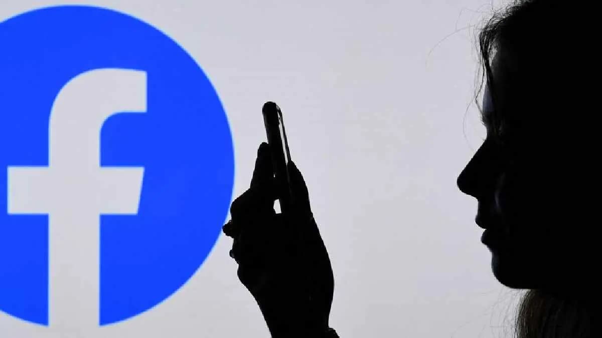 I Love you message on Facebook costs 7 Lakh in Cyber Fraud at Karnataka