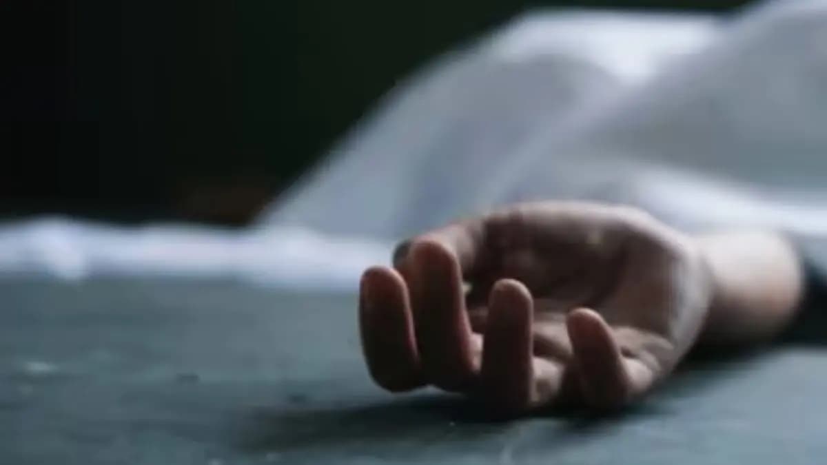 Class 10 Student Dies Of Heart Attack In Telangana gnr