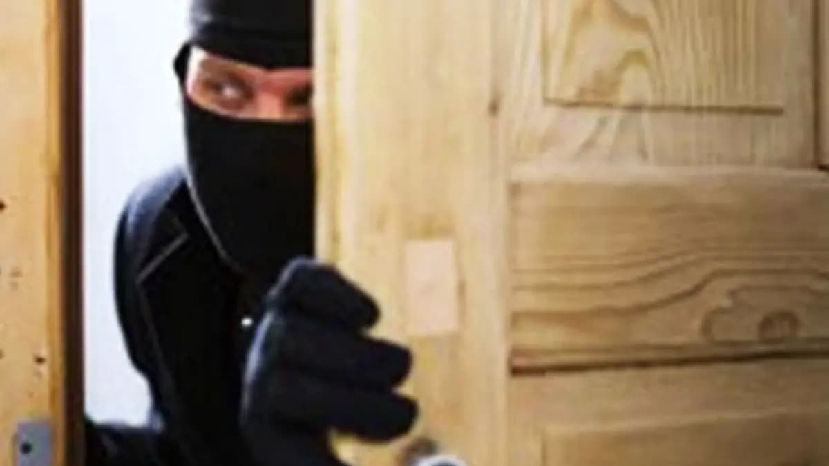 again robbery case robbery in Dum Dum gnr  