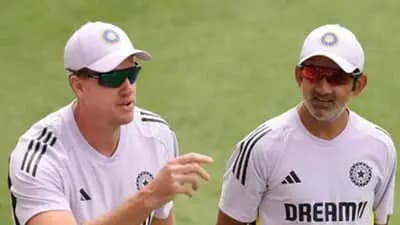 Gautam Gambhir reprimanded morne morkel in australia for turning up late at training spt 