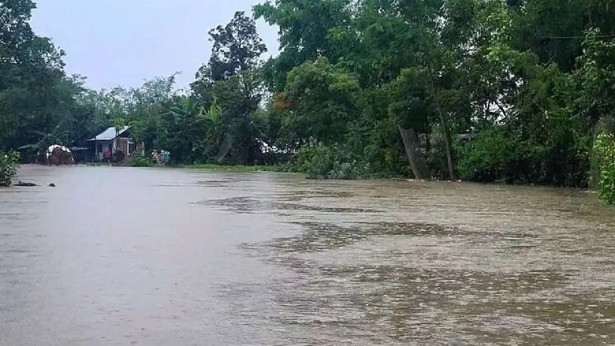 IMD Weather Update Heavy Rain causes Flood in Manipur as 3800 People were affected