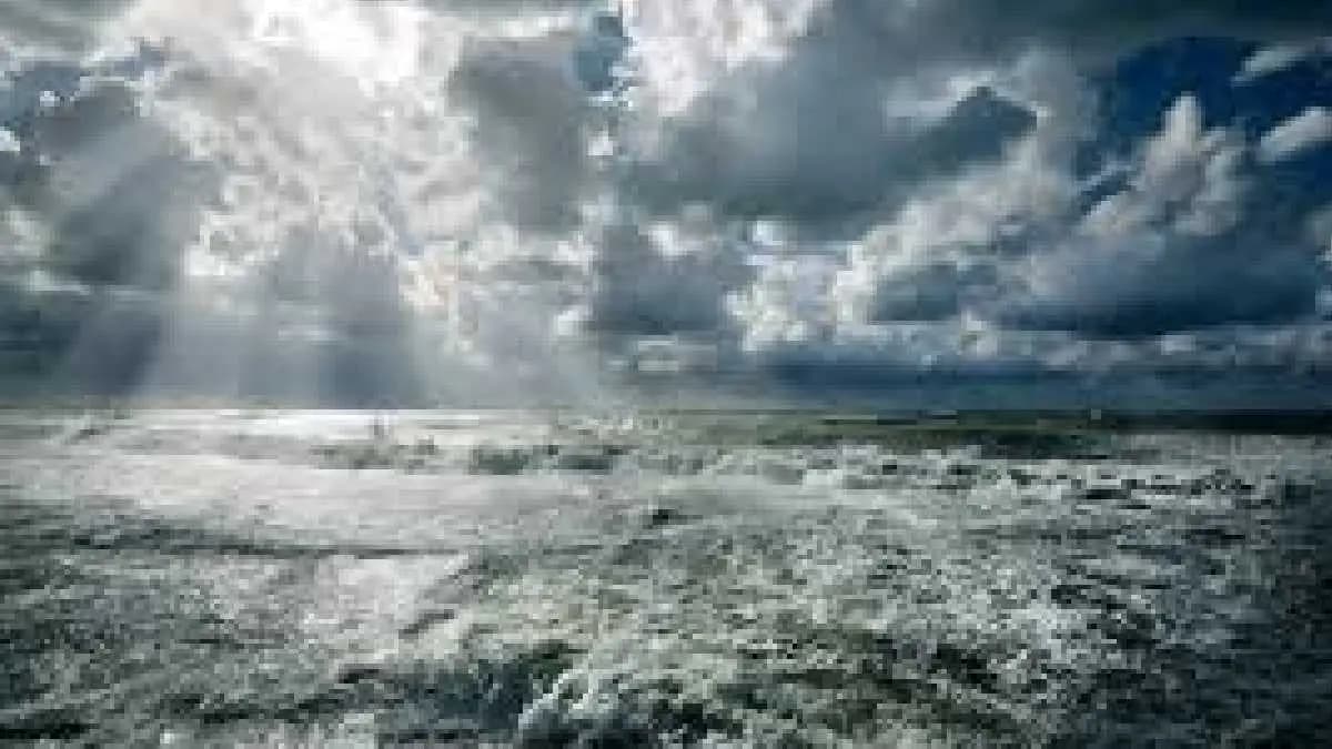 Hot winds are rushing in at the speed of a storm La Nina has given up gnr