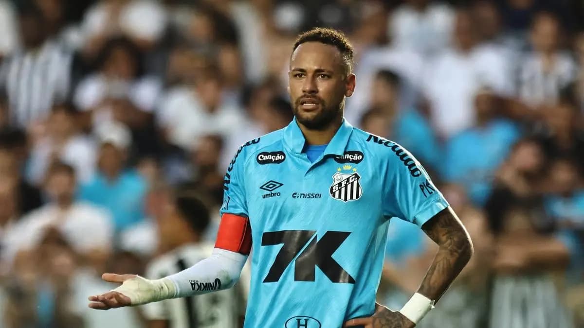 Brazilian superstar Neymar tests covid positive 