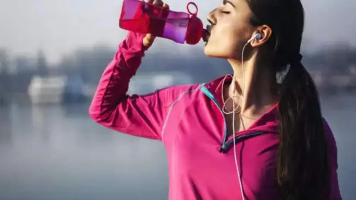 On what posture is much effective for drinking water here is the details lif