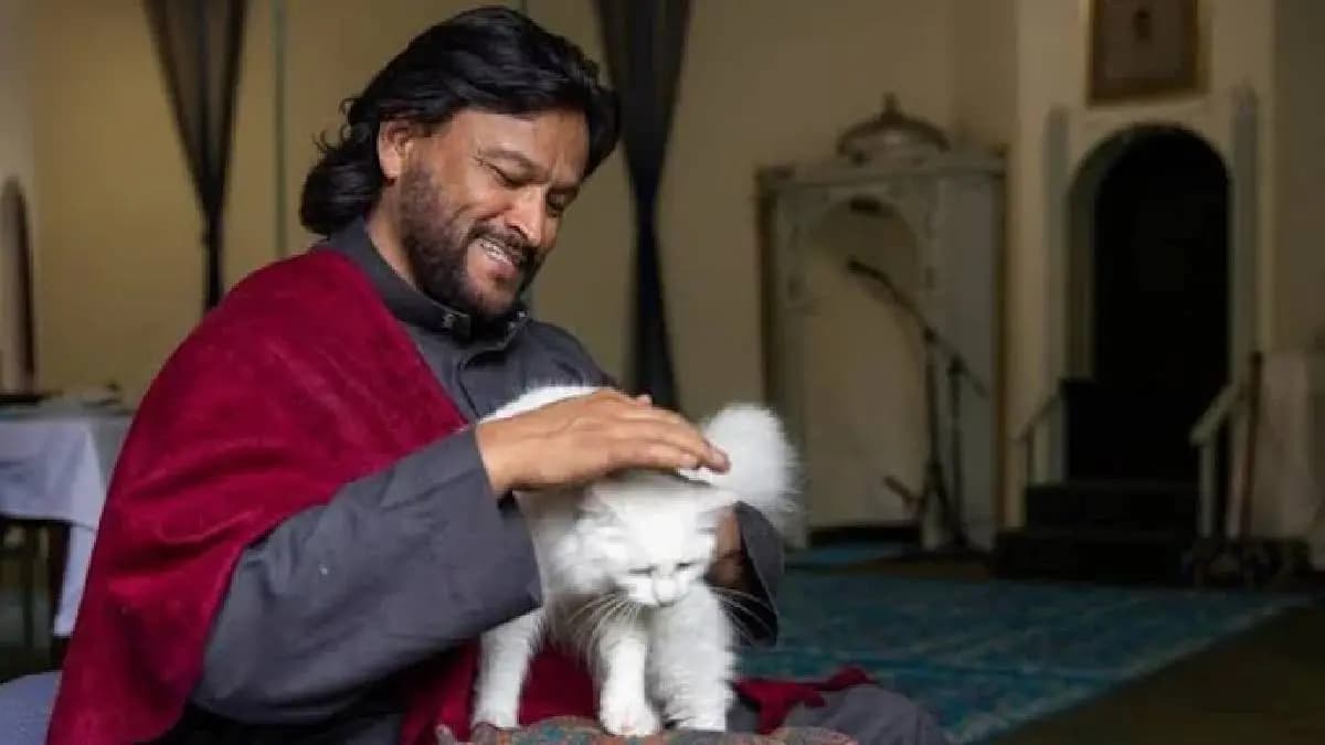worlds first openly gay imam muhsin hendricks shot dead in south africa gqeberha 