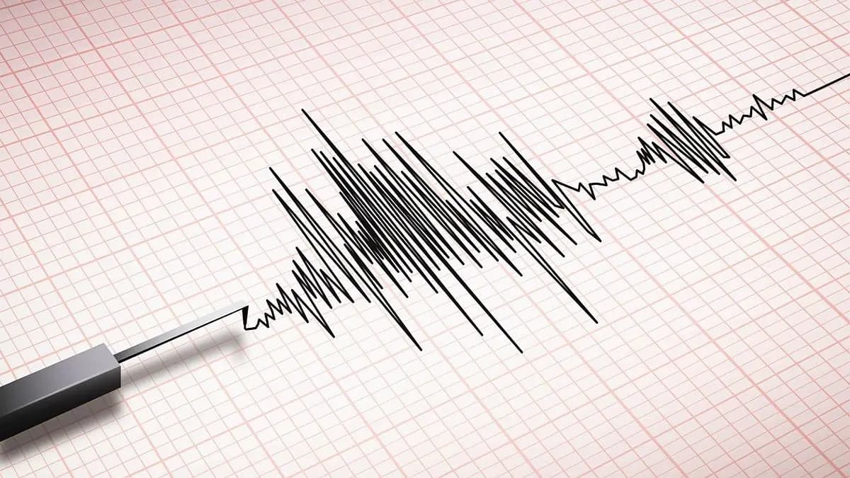 Earthquake in Philippines warned of destructive tsunami
