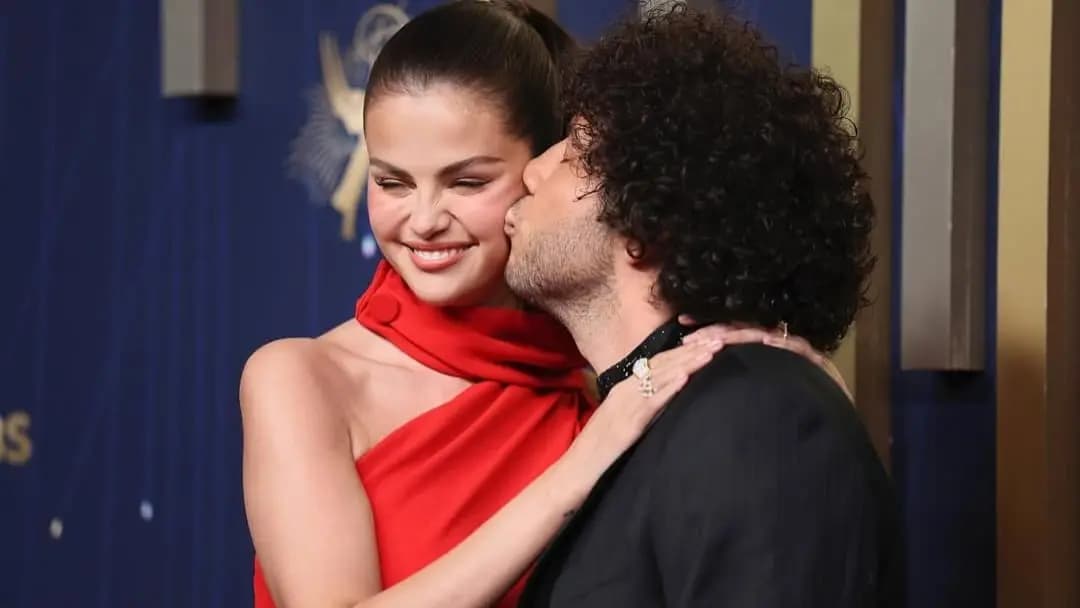 Selena Gomez and Benny Blanco are married see the wedding pics 