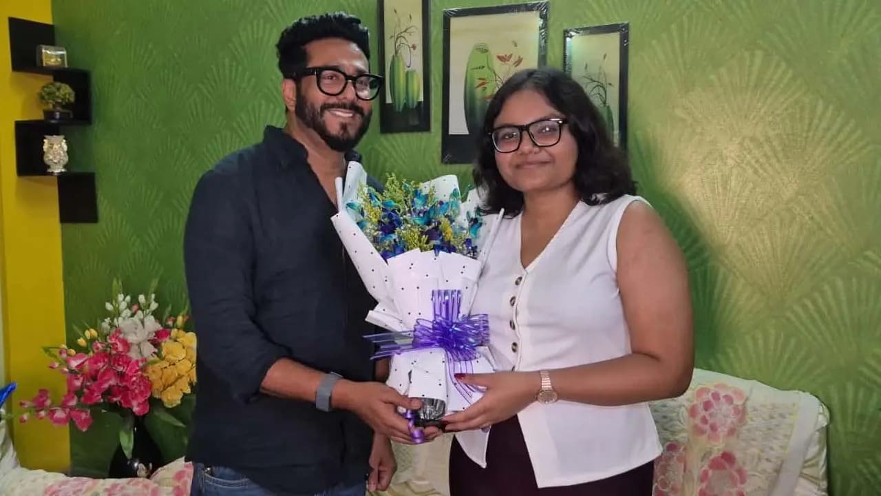 I am a leftist said Anushka Ghosh the girl from Bengal who topped the ISC exams