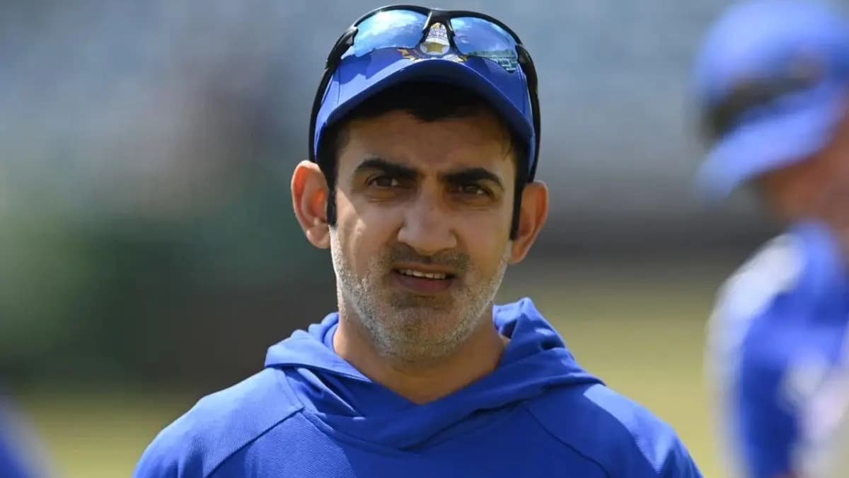 Former India cricketer  Sanjay Manjrekar blasts Gautam Gambhir for not giving any chance to Kuldeep Yadav in England
