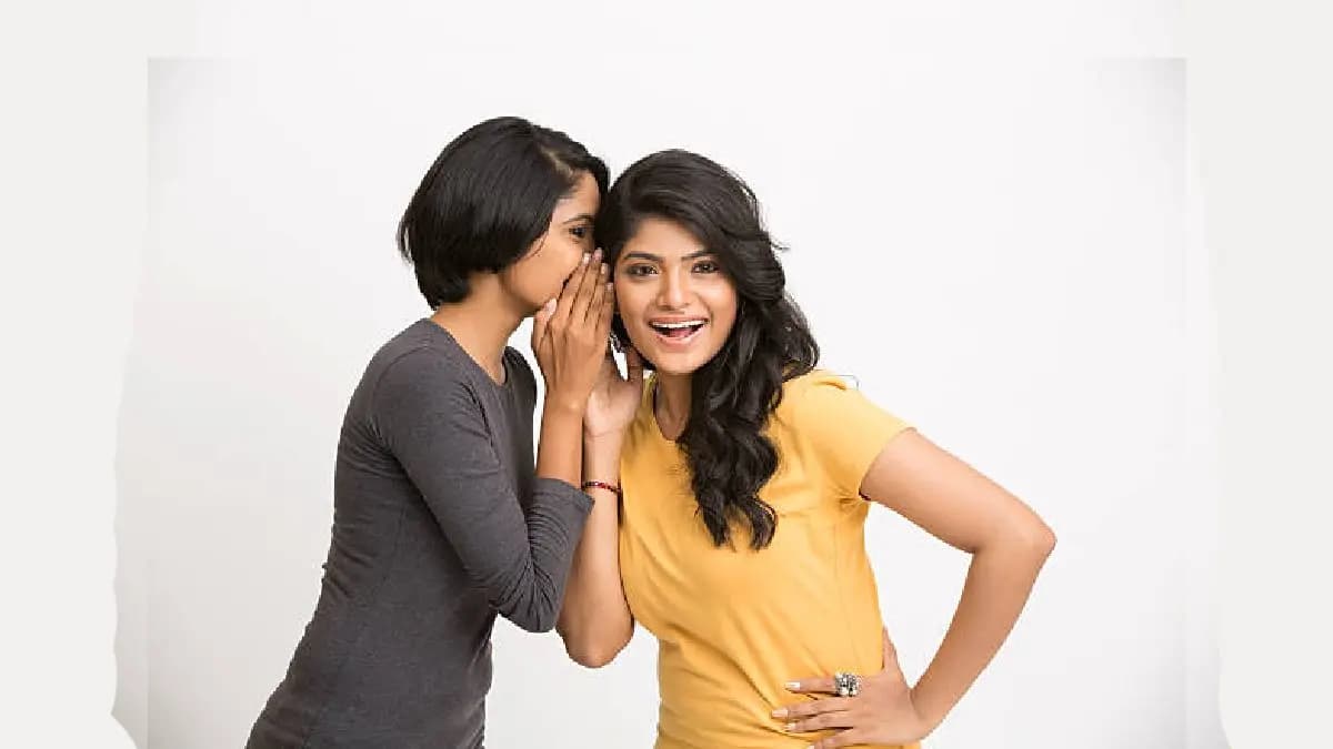 Relationship secrets you should never discuss with friends