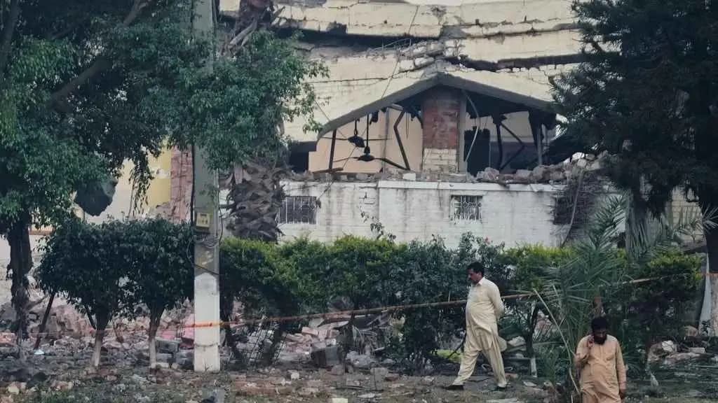 Operation Sindoor 25 Minutes Attack in Pakistan PoK Atleast 80 Militants 26 Civilians Killed