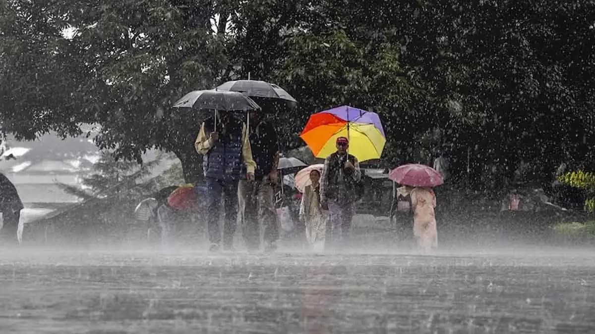 IMD Weather update low-pressure in bay of bengal heavy rainforecast in bengal districts