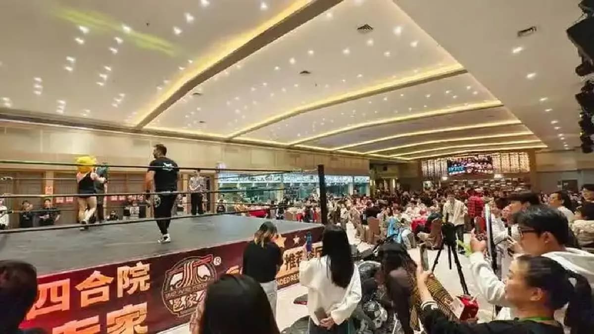 This Dining And Wrestling Restaurant Gives A Whole New Meaning To Food Fight gnr