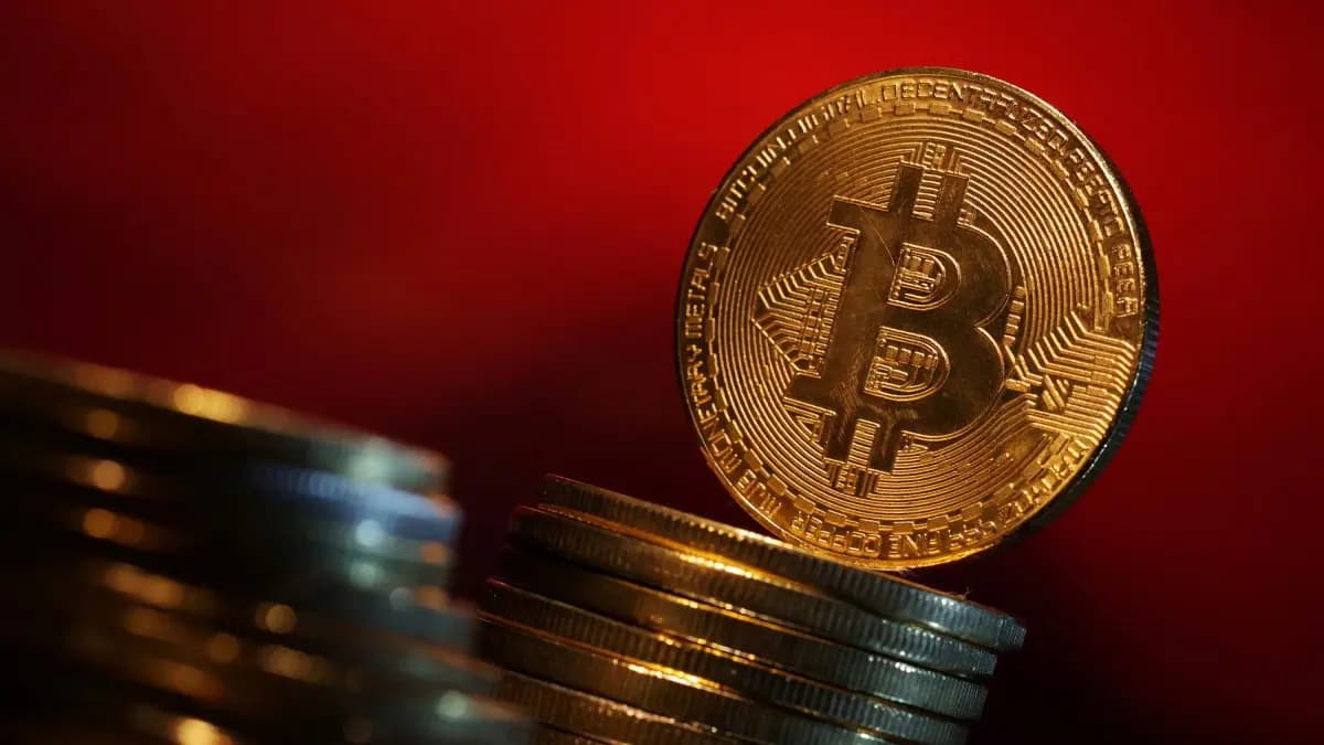 If anyone invested 1000 rupees in bitcoin in 2010 how much it is worth now